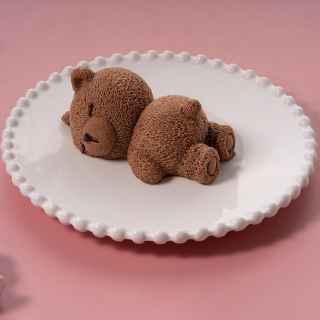 小熊巧克力覆盆子慕斯蛋糕