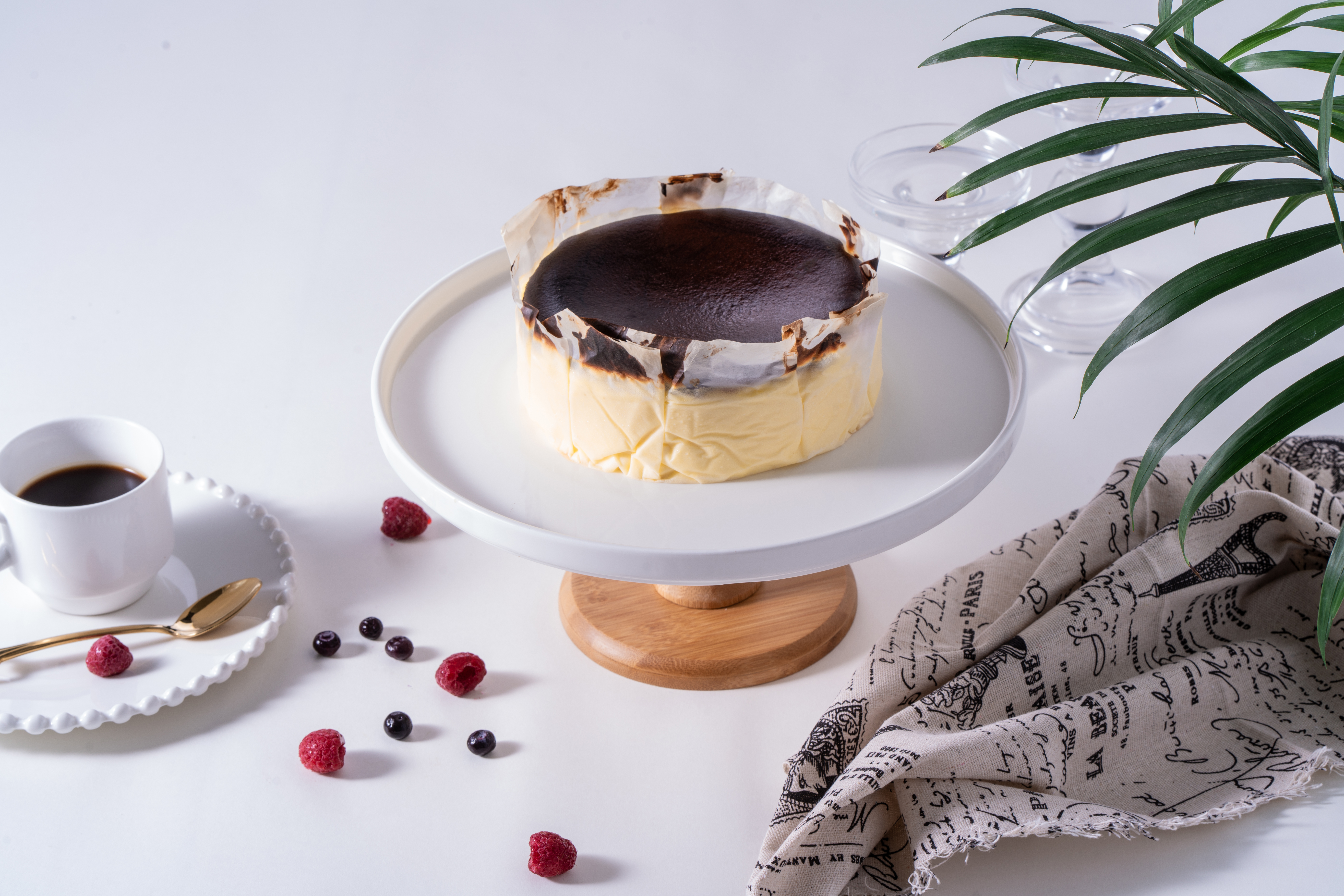 醜陋的巴斯克奶酪蛋糕