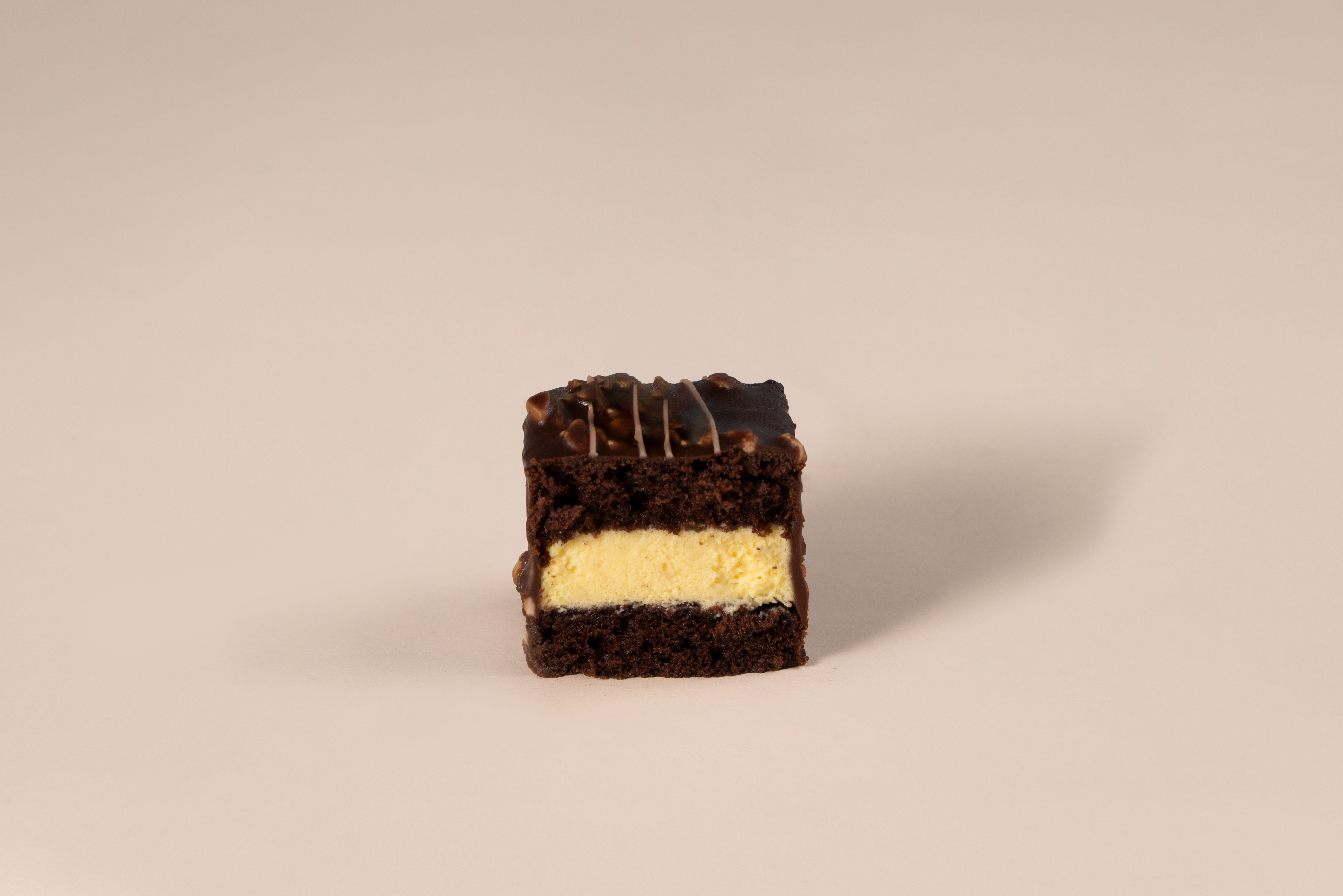 榛子方形慕斯蛋糕