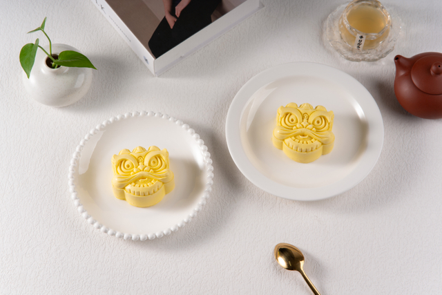 引人注目的狮子慕斯蛋糕