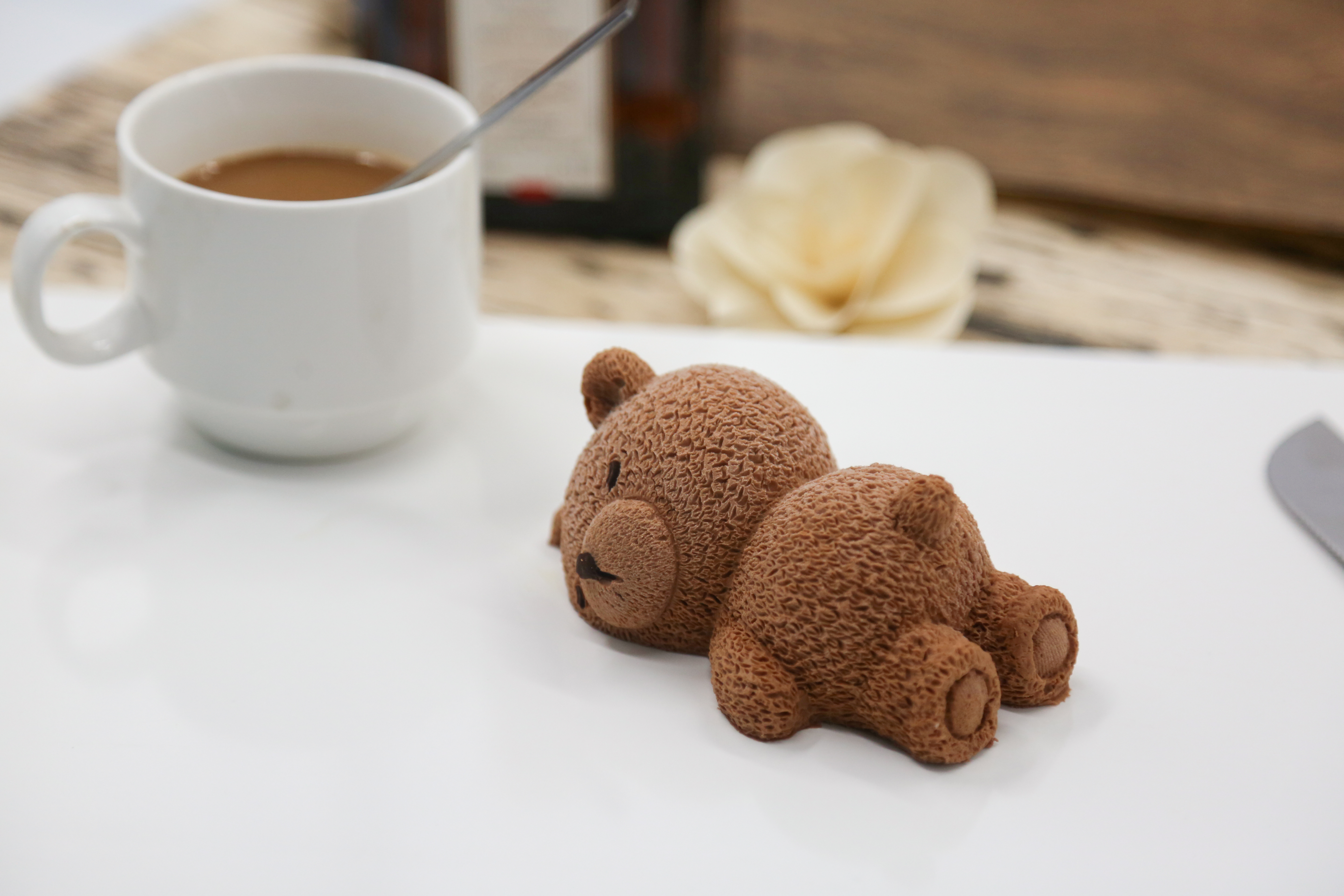 Mal&yacute; medved&iacute;k čokol&aacute;dovo malinov&aacute; torta