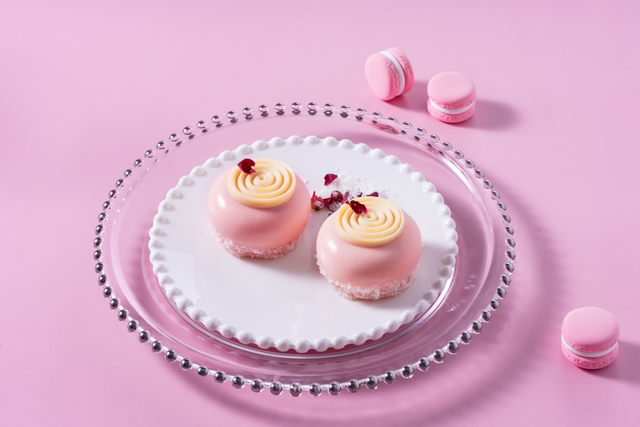 粉玫瑰芝士慕斯蛋糕