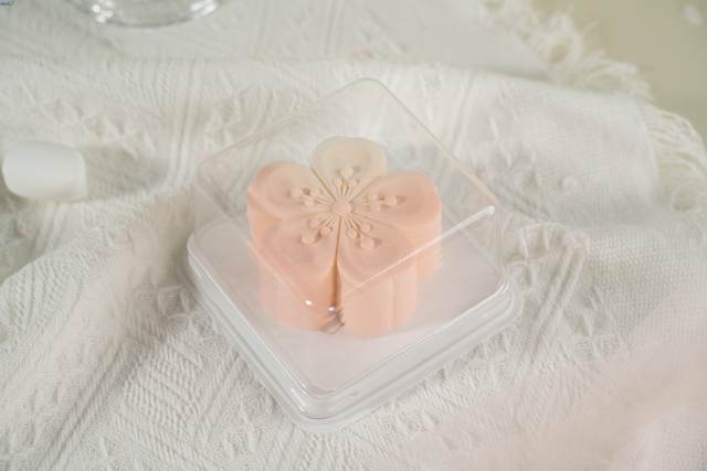 Hanami-moussecake