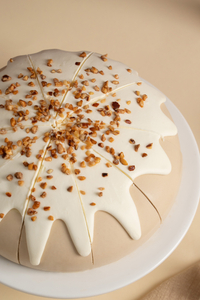 Rumov&yacute; dort z čern&eacute;ho čaje