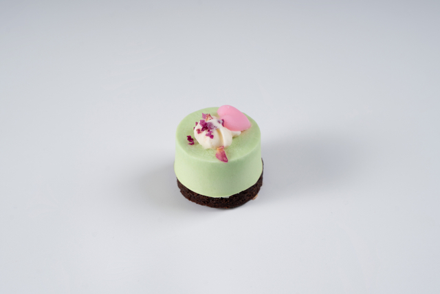 風遇上青芒果慕斯蛋糕