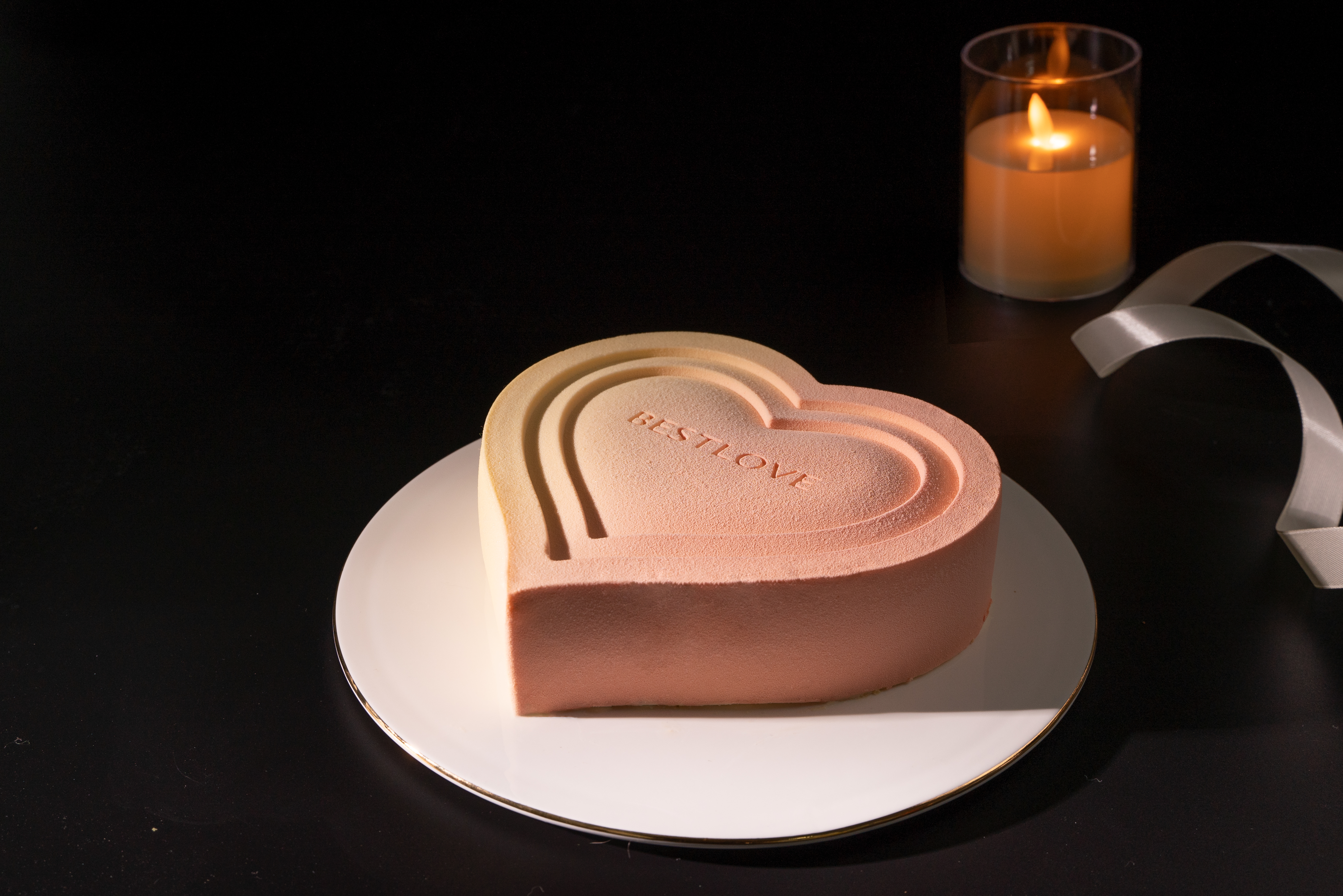 愛光環慕斯蛋糕