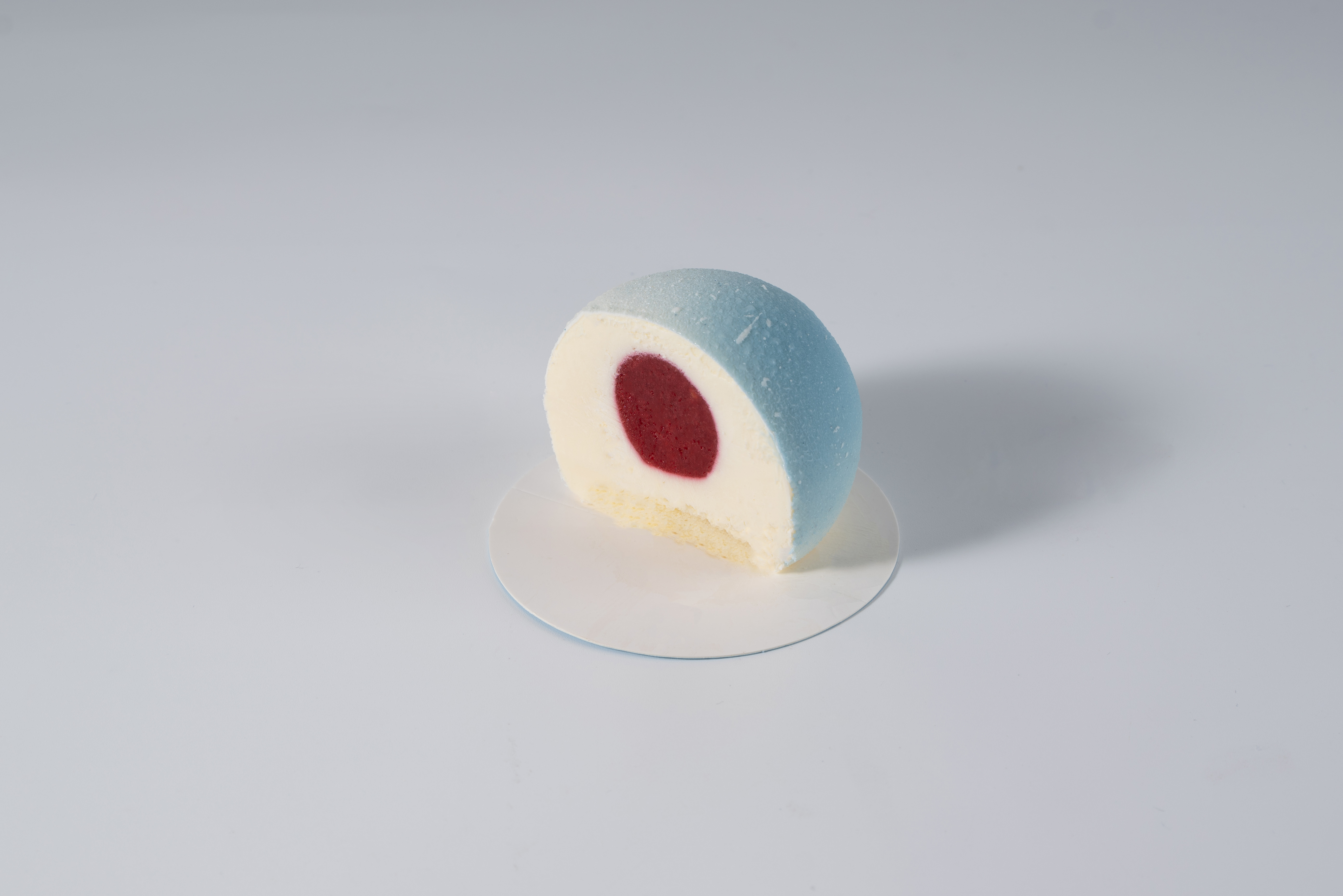 圆形蓝色星球慕斯蛋糕